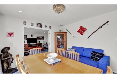 Photo of property in 12 Mathias Place, Kaiapoi, 7630