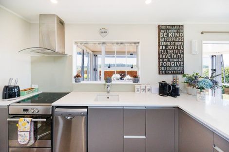 Photo of property in 33 Victoria Street, Foxton, 4814