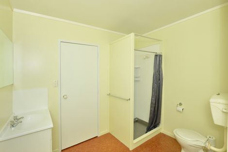 Photo of property in 17 Great North Road, Te Kamo, Whangarei, 0112