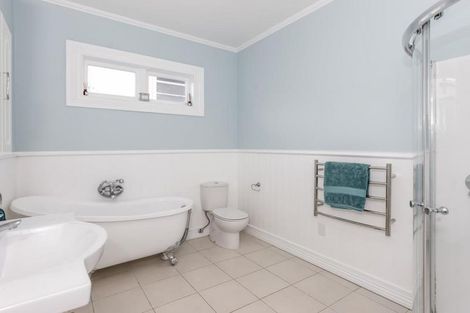 Photo of property in 7 Kowhai Street, Helensville, 0800