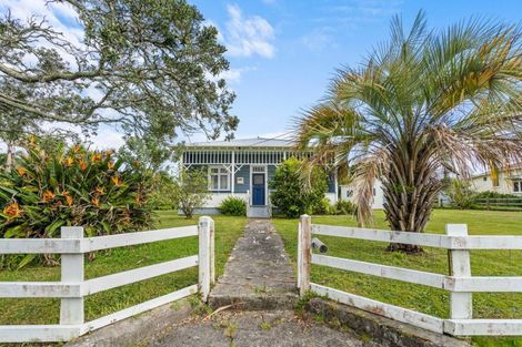 Photo of property in 17 Graham Street, Te Kopuru, 0391