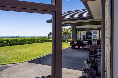 Photo of property in 253 Lwr Pitone Road, Pitone, New Plymouth, 4374