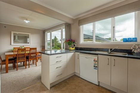 Photo of property in 16 Tamar Street, Rongotea, 4476