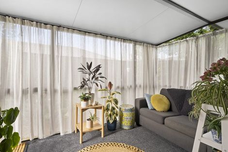 Photo of property in 5 Villa Grove, Ilam, Christchurch, 8041