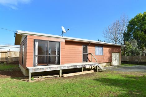 Photo of property in 17 Great North Road, Te Kamo, Whangarei, 0112