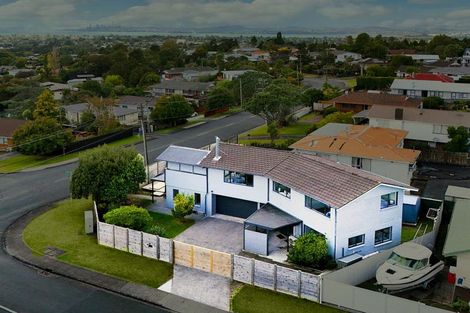 Photo of property in 2a Redwood Drive, Massey, Auckland, 0614
