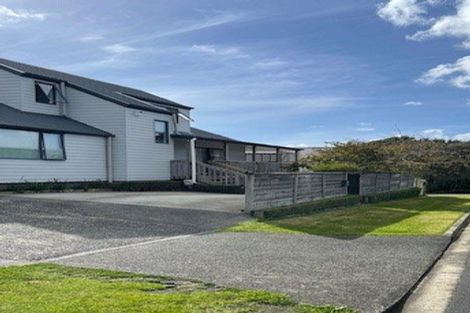 Photo of property in 12 Fresil Lane, Massey, Auckland, 0614