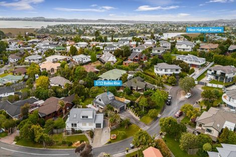 Photo of property in 2/12 Ballini Rise, West Harbour, Auckland, 0618