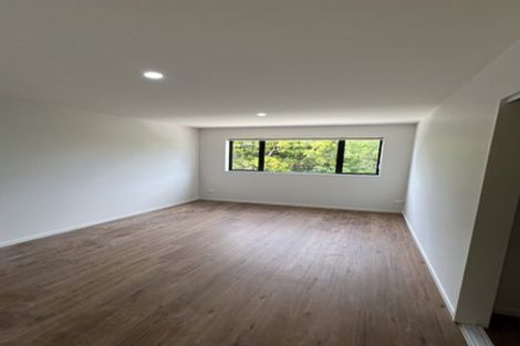 Photo of property in 38 Greenhill Crescent, Pakuranga, Auckland, 2010