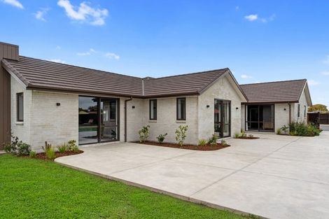 Photo of property in 60 Parsonage Road, Woodend, 7610