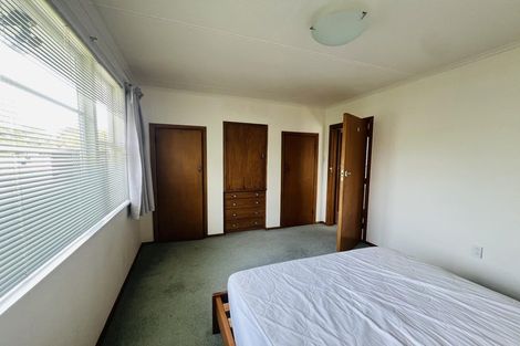 Photo of property in 6 Lewis Place, Highbury, Palmerston North, 4412