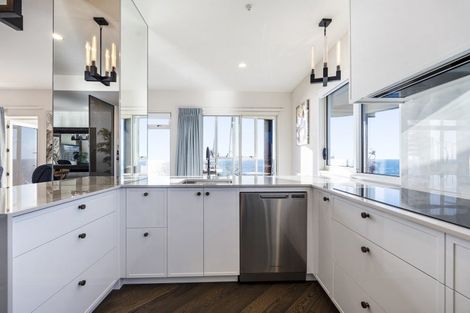 Photo of property in 5/120 Saint Aubyn Street, New Plymouth, 4310