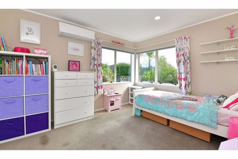 Photo of property in 11 Lakeside Drive, Orewa, 0931