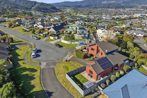 Photo of property in 17 Garrett Place, Riverstone Terraces, Upper Hutt, 5018