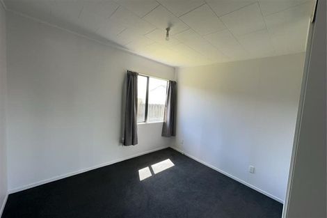Photo of property in 1/107 Santiago Crescent, Unsworth Heights, Auckland, 0632