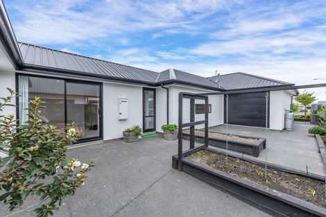 Photo of property in 20 Chimango Place, Rolleston, 7615