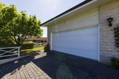 Photo of property in 81 Churchill Drive, Taradale, Napier, 4112