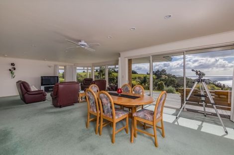 Photo of property in 2 Ocean View Road, Cable Bay, 0420