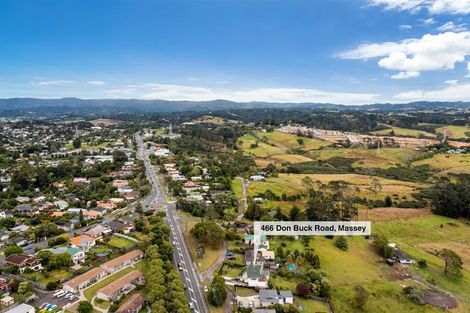 Photo of property in 466 Don Buck Road, Massey, Auckland, 0614