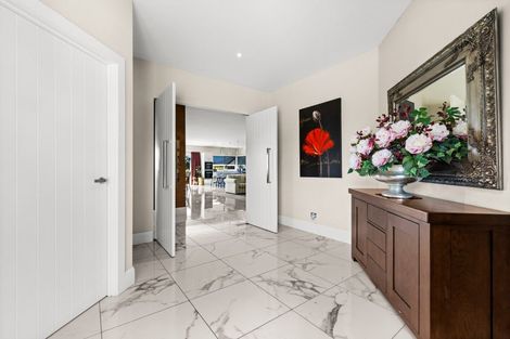 Photo of property in 194 Te Mata Peak Road, Havelock North, 4130