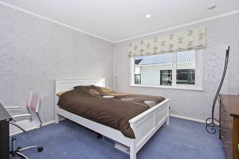 Photo of property in 938 High Street, Avalon, Lower Hutt, 5011