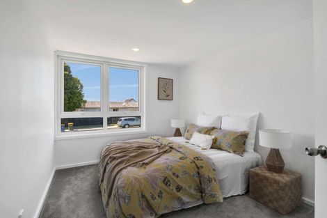 Photo of property in 1b Glynnbrooke Street, Te Atatu South, Auckland, 0610