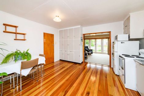 Photo of property in 8 Freyberg Street, Feilding, 4702