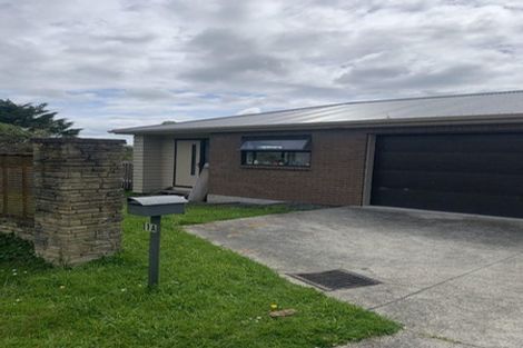 Photo of property in 1 Kittiwake Drive, Schnapper Rock, Auckland, 0632