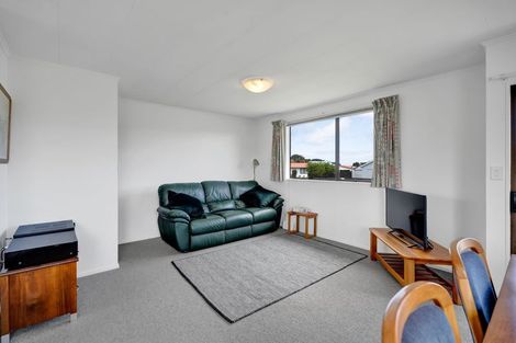 Photo of property in 18 Pohutukawa Drive, Opunake, 4616