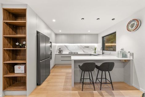 Photo of property in 152b Luckens Road, West Harbour, Auckland, 0618