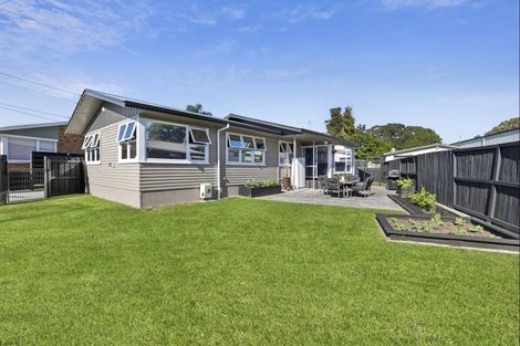 Photo of property in 70 Mears Road, St Andrews, Hamilton, 3200