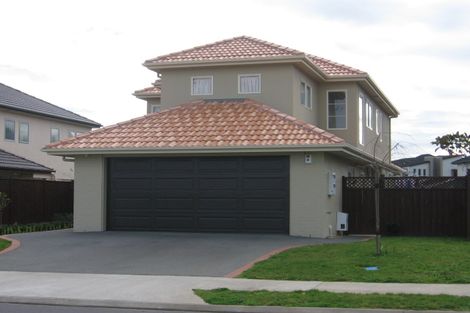 Photo of property in 12 Coachman Drive, Flat Bush, Auckland, 2016