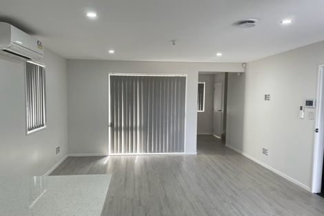 Photo of property in 74c Thompson Terrace, Manurewa, Auckland, 2102