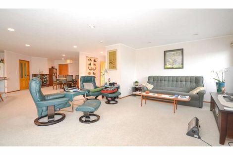 Photo of property in 3 Peacock Garden Drive, Kerikeri, 0230