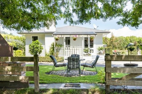 Photo of property in 601 Swamp Road, Puketapu, Napier, 4183