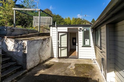 Photo of property in 32 Walton Street, Kaikorai, Dunedin, 9010