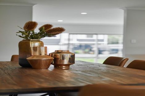 Photo of property in 42 Karepiro Drive, Stanmore Bay, Whangaparaoa, 0932