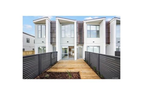 Photo of property in 8 Ikara Road, Papatoetoe, Auckland, 2025