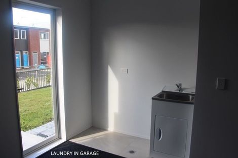 Photo of property in 29 Ambar Ridge Avenue, Massey, Auckland, 0614