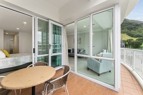 Photo of property in 12 Maunganui Road, Mount Maunganui, 3116