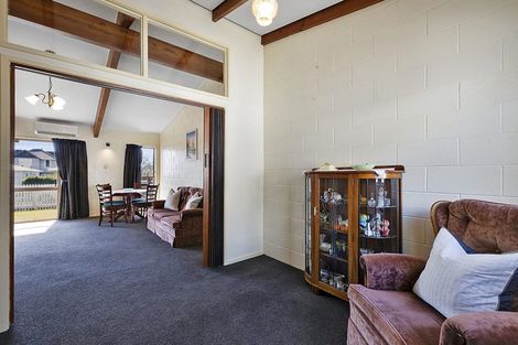 Photo of property in 20/1 Rimu Street, Strandon, New Plymouth, 4312