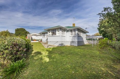 Photo of property in 130 Bedford Street, Cannons Creek, Porirua, 5024