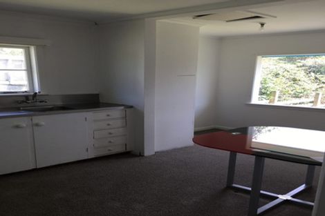 Photo of property in 11 Matipo Road, Mairangi Bay, Auckland, 0630