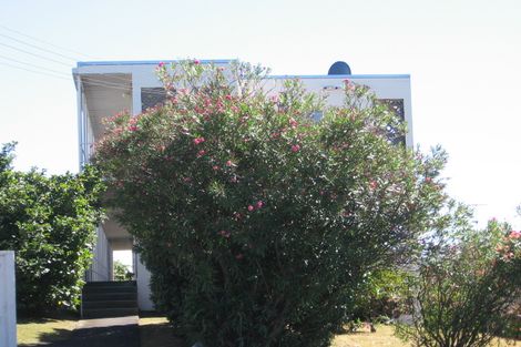 Photo of property in 12/219 Onewa Road, Birkenhead, Auckland, 0626