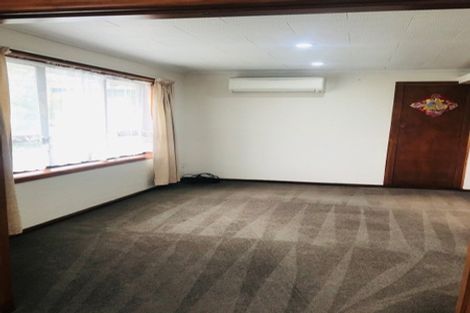 Photo of property in 4 Shirldale Place, Avonhead, Christchurch, 8042