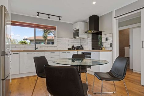 Photo of property in 9b Tapsell Road, Fairy Springs, Rotorua, 3015