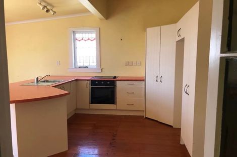 Photo of property in 56 Mckenzie Road, Mangere Bridge, Auckland, 2022