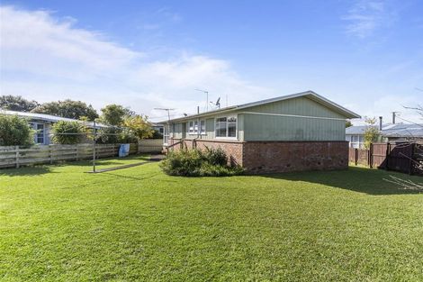 Photo of property in 4 Clendon Place, Manurewa, Auckland, 2102