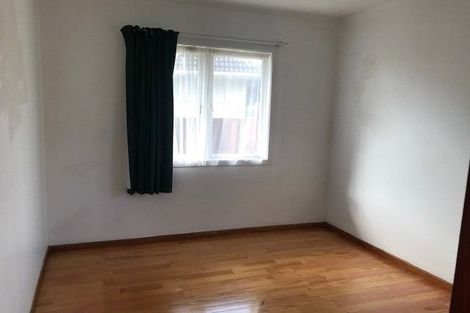 Photo of property in 12 Durham Street, Te Atatu Peninsula, Auckland, 0610