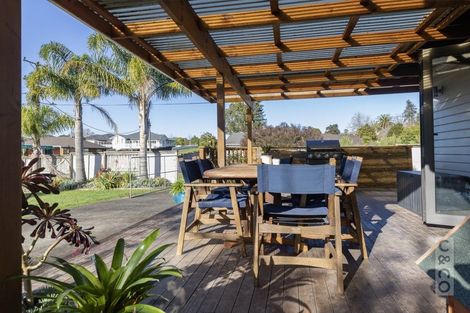 Photo of property in 33 Maude Street, Riverhead, 0820